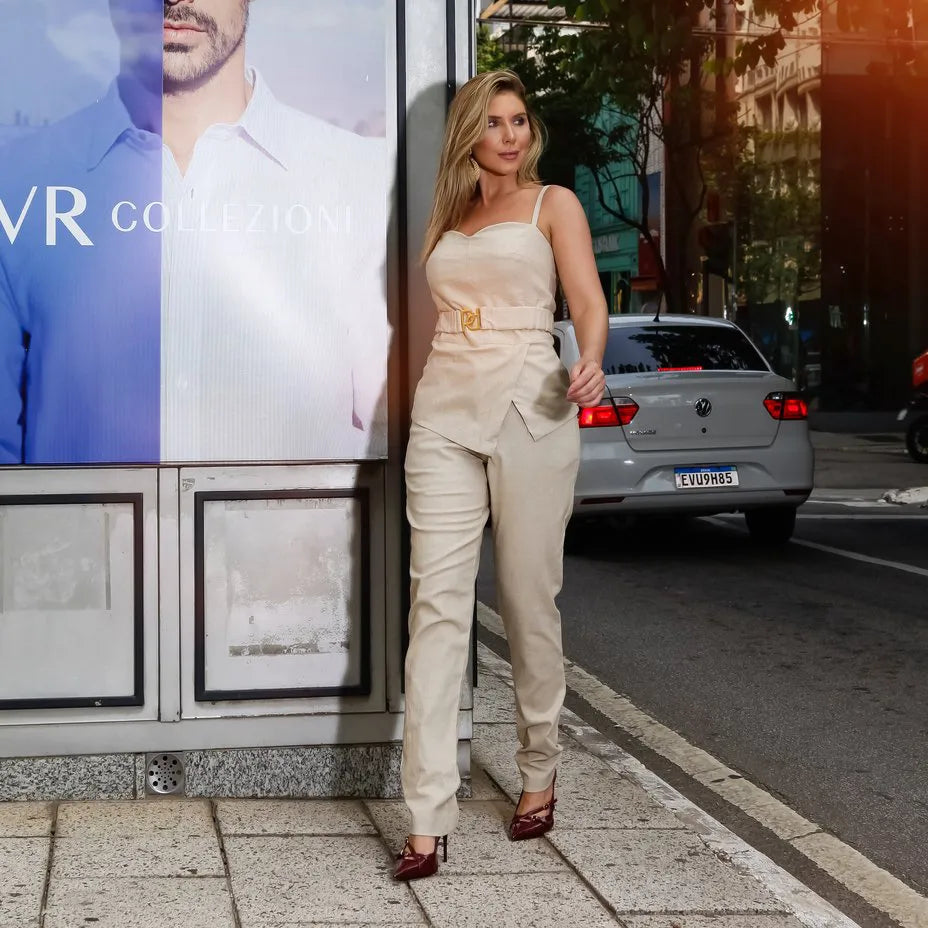 Conjunto blusa e calça em linho
