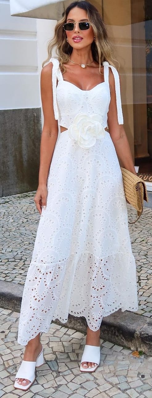 Vestido em laise